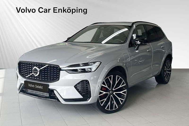 Silver Begagnad 2022 Volvo XC60 SUV | 579 900 kr (Lite dyr) - Bild 1/3