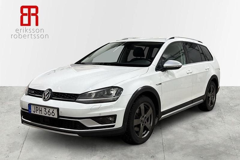 Begagnad VW Golf Alltrack 180 HK (132 kW) 2017 Vit Kombi