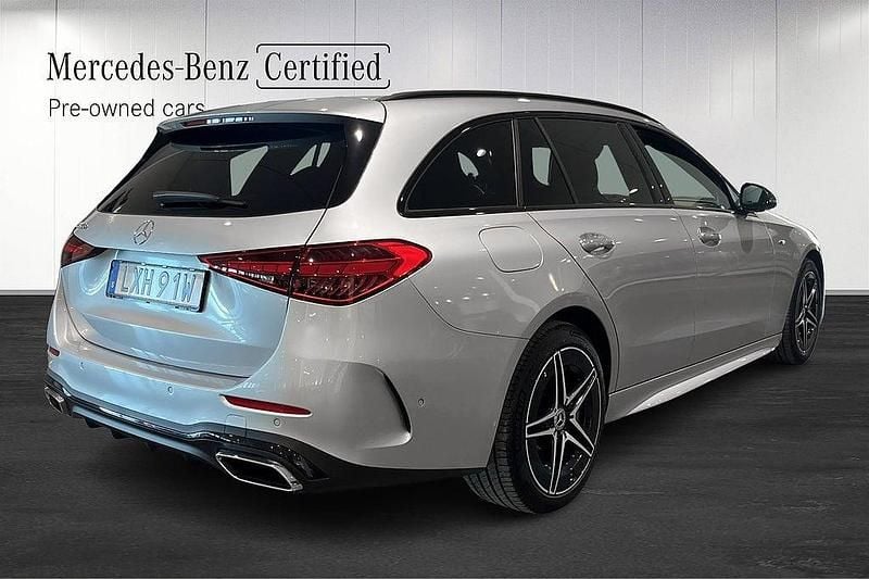 Begagnad Mercedes C300e AMG line 204 HK (150 kW) 2025 Silver Kombi