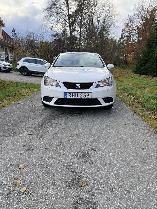Begagnad 2017 Seat Ibiza Style Halvkombi | 65 000 kr - Bild 1/4