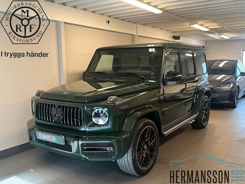 Grön (deep green) Begagnad 2023 Mercedes G63 AMG AMG SUV | 2 249 000 kr - Bild 1/3