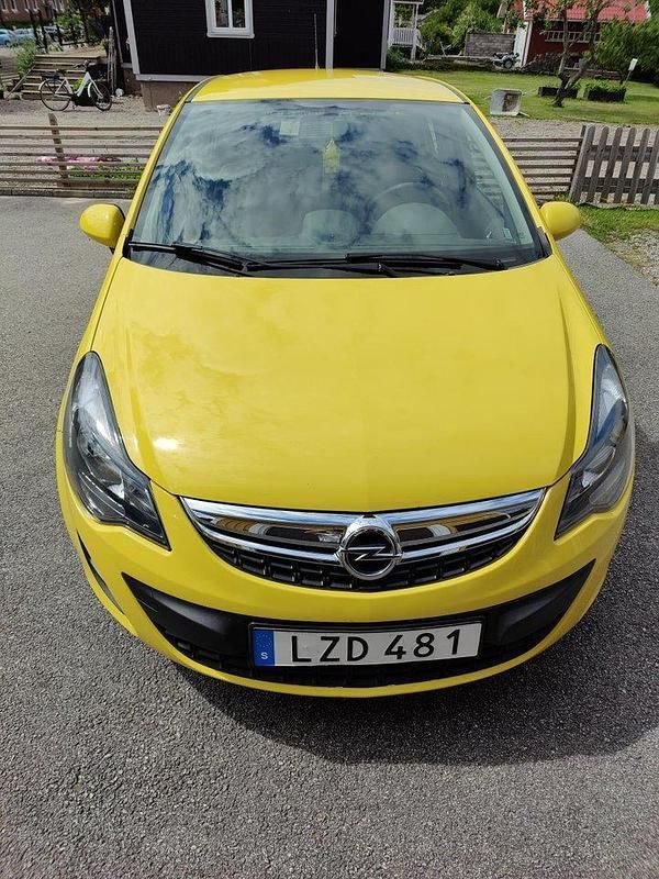 Gul Begagnad 2014 Opel Corsa Enjoy Halvkombi | 55 000 kr (Bra pris) - Bild 1/4