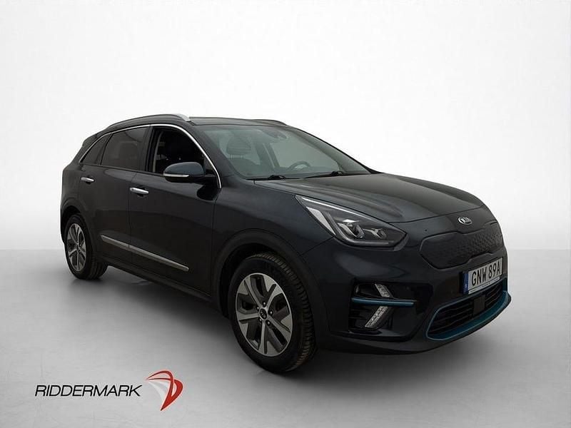 Begagnad Kia e-Niro Advance 150 kW (204 HK) 2021 Blå SUV