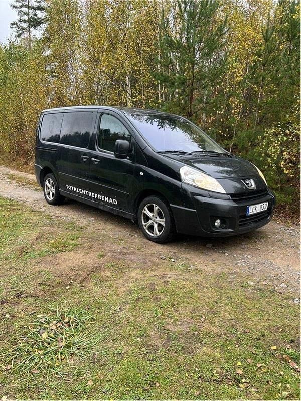 Svart Begagnad 2011 Peugeot Expert Van | 15 000 kr - Bild 1/4