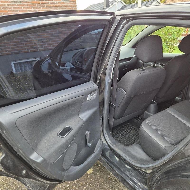 Begagnad Peugeot 207 CC 95 HK (69 kW) 2010 Cab