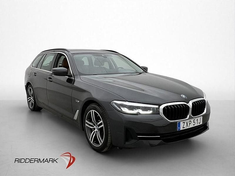 Begagnad BMW 530e 184 HK (135 kW) 2022 Grå Kombi