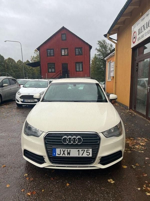 Begagnad Audi A1 Sportback 86 HK (63 kW) 2012 Vit Halvkombi