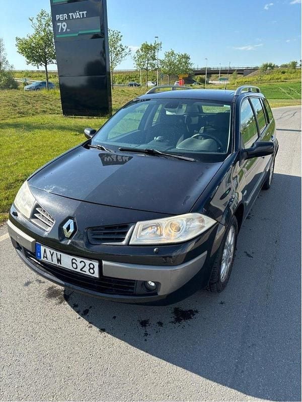 Svart Begagnad 2006 Renault Mégane GrandTour Kombi | 25 000 kr (Marknadspris) - Bild 1/4