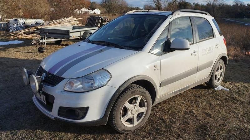 Begagnad Suzuki SX4 135 HK (99 kW) 2012