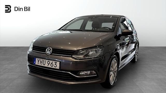 Begagnad 2017 VW Polo Comfortline Sedan | 144 900 kr - Bild 1/4