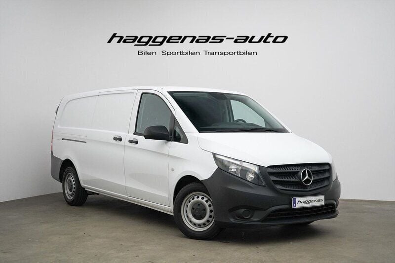 Vit Begagnad 2020 Mercedes Vito Minibuss | 239 000 kr - Bild 1/4