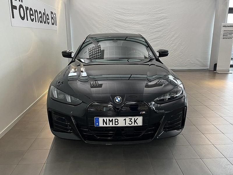 Begagnad BMW i4 Comfort Edition 442 kW (601 HK) 2026 Svart Sedan