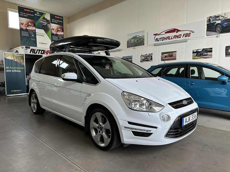 Vit Begagnad 2014 Ford S-MAX Business Edition Minibuss | 129 000 kr (Marknadspris) - Bild 1/4