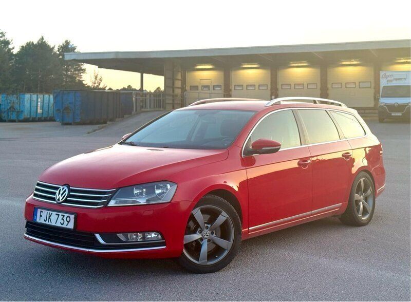 Röd Begagnad 2014 VW Passat GT Kombi | 79 000 kr (Superpris) - Bild 1/4