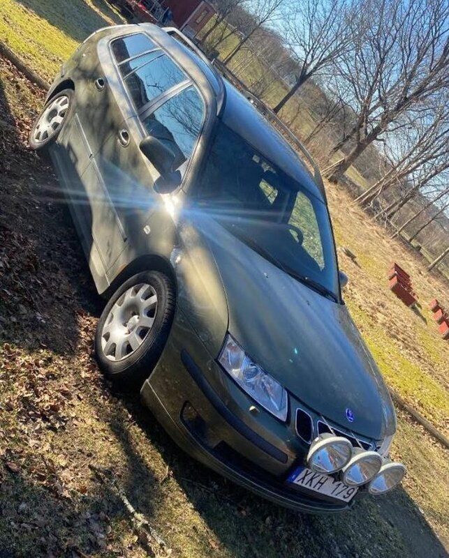 Grön Begagnad 2006 Saab 9-3 Vector Kombi | 15 000 kr - Bild 1/4