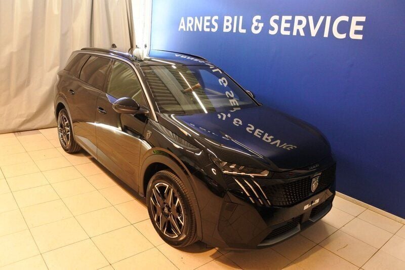 Svart Ny 2025 Peugeot 5008 GT Minibuss | 419 900 kr (Superpris) - Bild 1/4