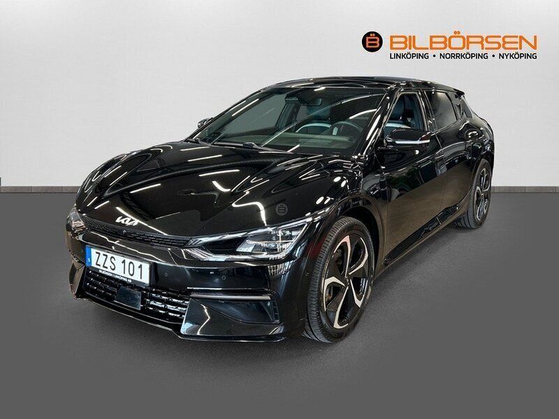 Svart Begagnad 2022 Kia EV6 2 SUV | 389 900 kr (Marknadspris) - Bild 1/4