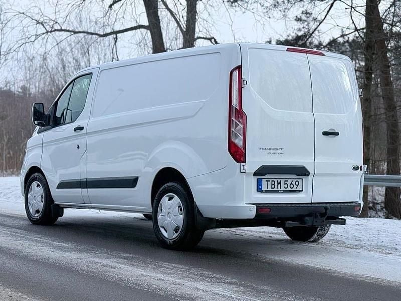 Begagnad Ford Transit Custom 131 HK (96 kW) 2021 Vit