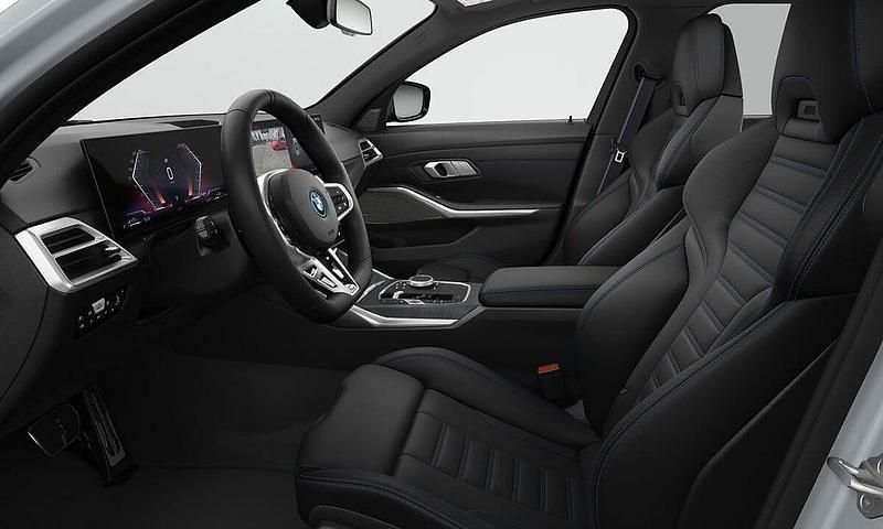 Ny BMW 330 Comfort Edition 2026 Grå Kombi