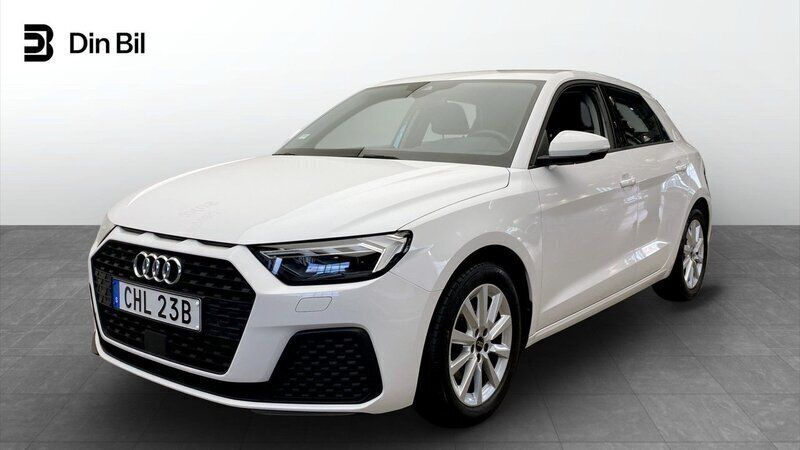 Vit Begagnad 2022 Audi A1 Sportback Proline Halvkombi | 204 000 kr (Marknadspris) - Bild 1/4
