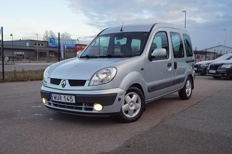 Begagnad Renault Kangoo 2005 Grå