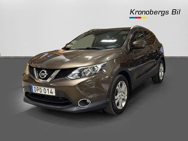 Brun Begagnad 2015 Nissan Qashqai Tekna SUV | 99 600 kr (Marknadspris) - Bild 1/4