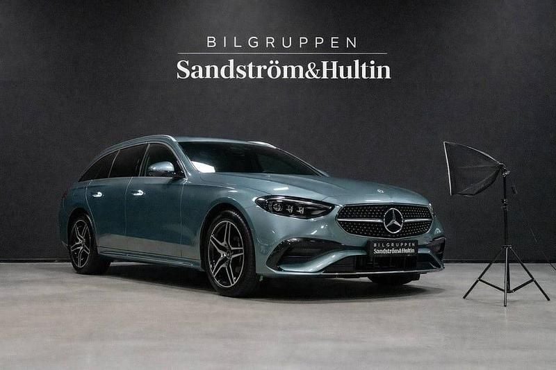Begagnad Mercedes E300 AMG Line Premium 313 HK (230 kW) 2024 Verdesilver metallic Kombi