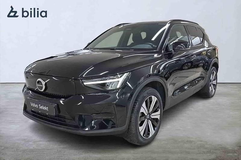 Begagnad Volvo XC40 Single Motor 175 kW (238 HK) 2023 Svart SUV