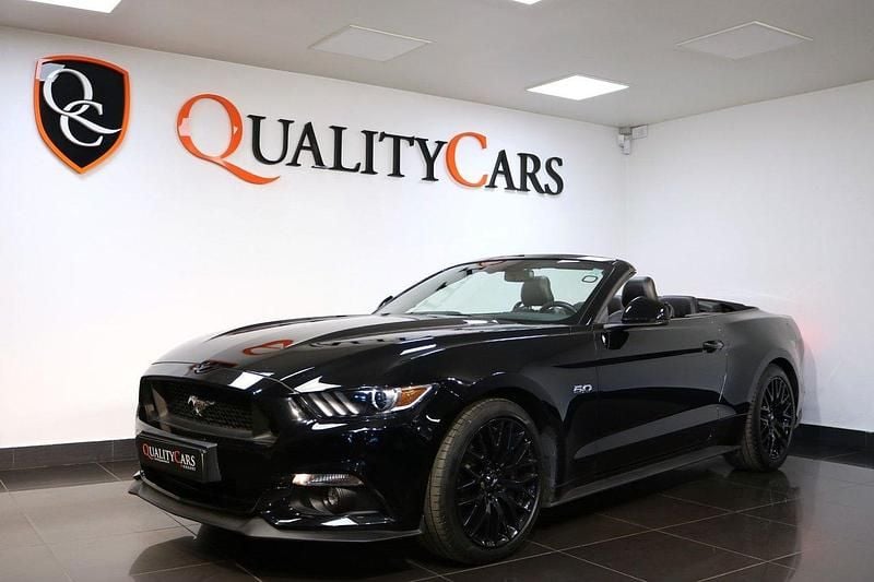 Svart Begagnad 2016 Ford Mustang GT Convertible Cab | 439 000 kr (Marknadspris) - Bild 1/4