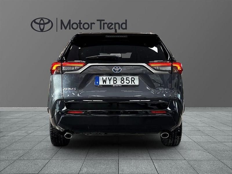 Begagnad Toyota RAV4 Style 310 HK (228 kW) 2025 Grå SUV