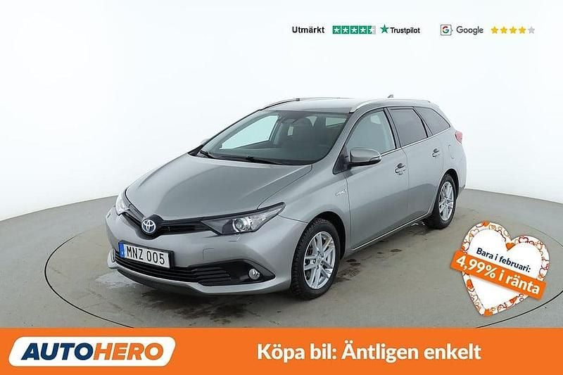 Begagnad Toyota Auris Touring Sports Comfort 137 HK (100 kW) 2018 Grå Kombi