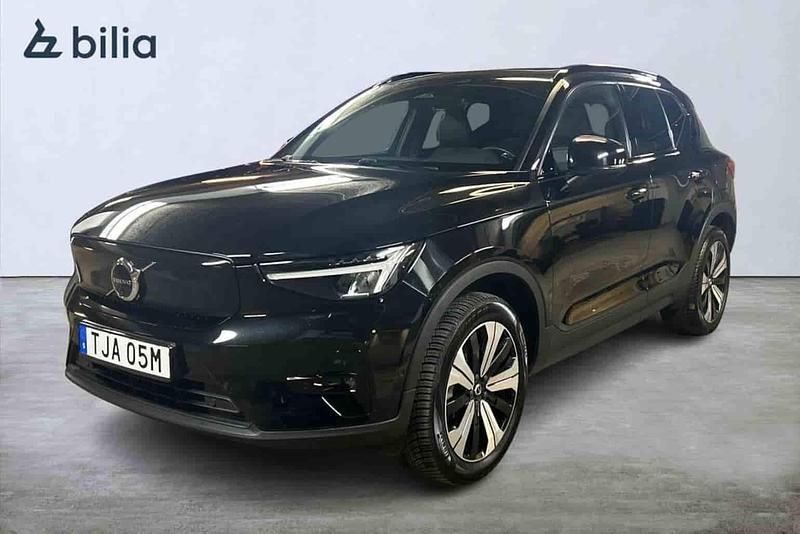 Svart Begagnad 2023 Volvo XC40 Single Motor SUV | 379 900 kr - Bild 1/1