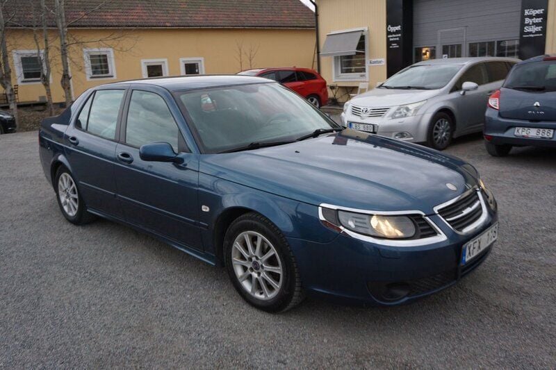 Blå Begagnad 2005 Saab 9-5 Sedan | 39 900 kr (Lite dyr) - Bild 1/4