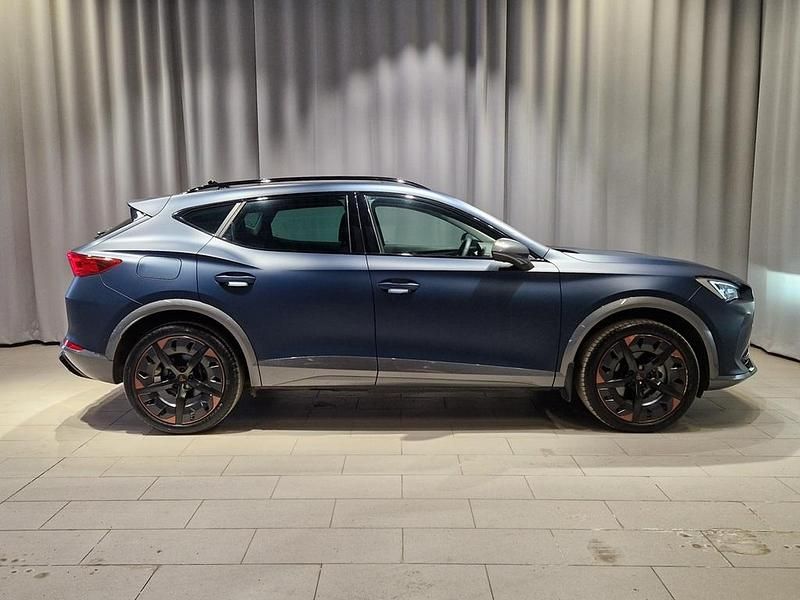Begagnad Cupra Formentor 2023 Blå SUV