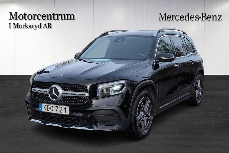 Svart Begagnad 2023 Mercedes GLB220 AMG SUV | 439 000 kr (Marknadspris) - Bild 1/4