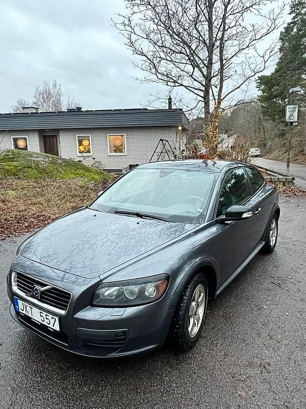 Begagnad 2008 Volvo C30 Halvkombi | 39 499 kr (Marknadspris) - Bild 1/4