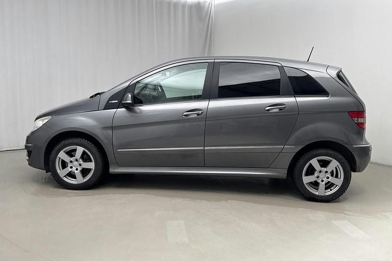 Begagnad Mercedes B170 116 HK (85 kW) 2009 Silver Minibuss