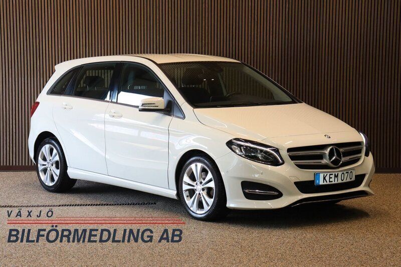 Vit Begagnad 2016 Mercedes B200 Urban Minibuss | 159 000 kr (Bra pris) - Bild 1/4