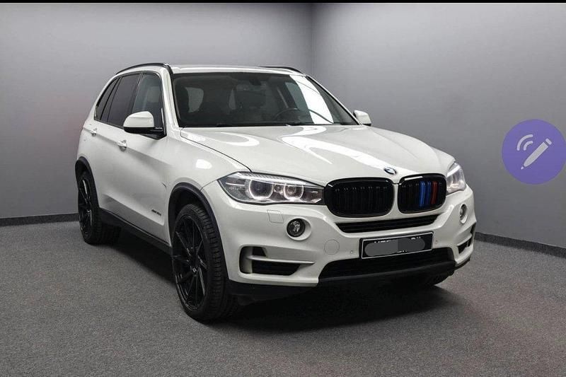 Vit Begagnad 2014 BMW X5 Sport Line SUV | 270 000 kr (Marknadspris) - Bild 1/4