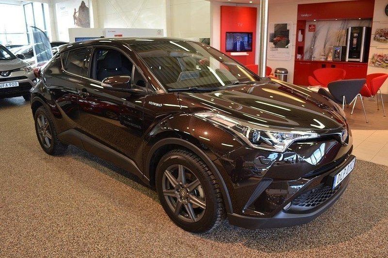 Toyota hr x