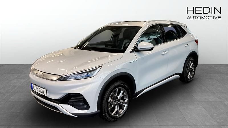 Begagnad BYD Atto 3 Design 150 kW (204 HK) 2022 Vit SUV