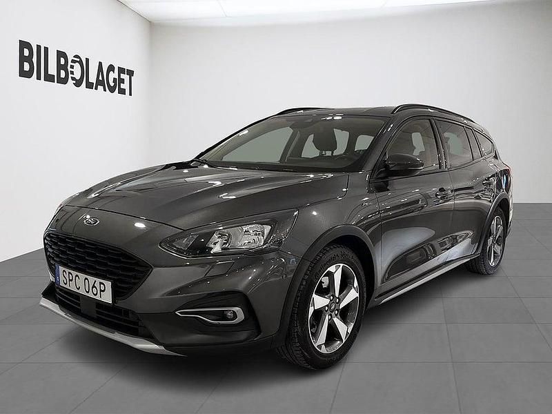 Grå Begagnad 2019 Ford Focus Active Kombi | 159 800 kr (Marknadspris) - Bild 1/4