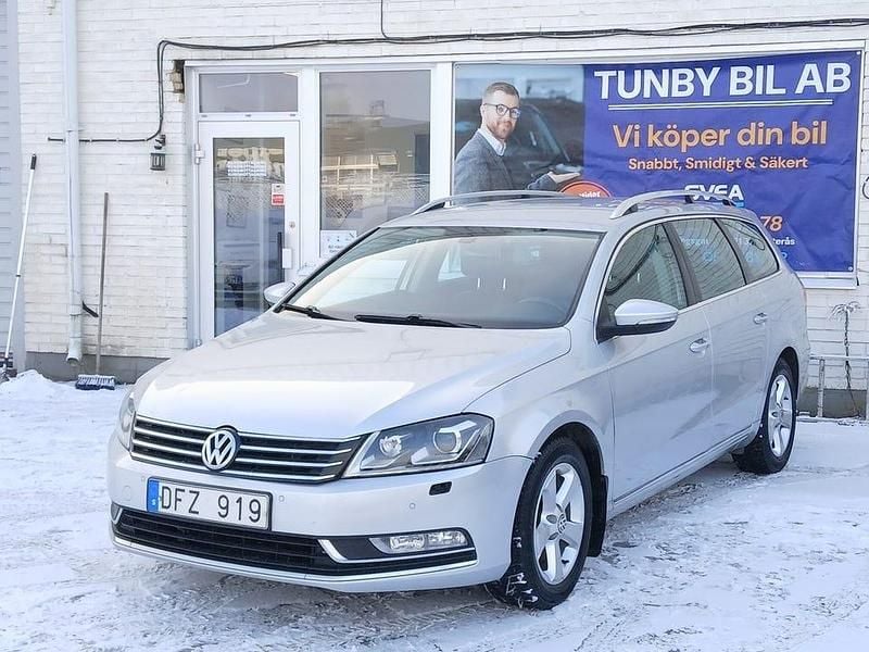 Silver Begagnad 2011 VW Passat GT Kombi | 59 900 kr (Marknadspris) - Bild 1/4