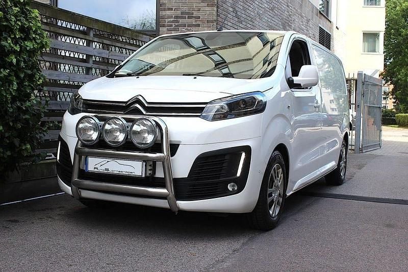 Begagnad Citroën Jumpy 116 HK (85 kW) 2017 Vit Minibuss