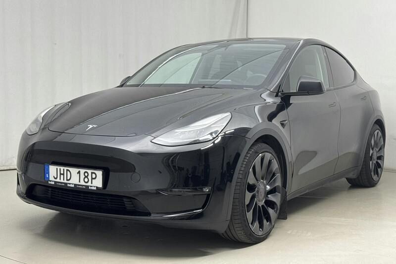 Svart Begagnad 2022 Tesla Model Y SUV | 329 000 kr (Bra pris) - Bild 1/4