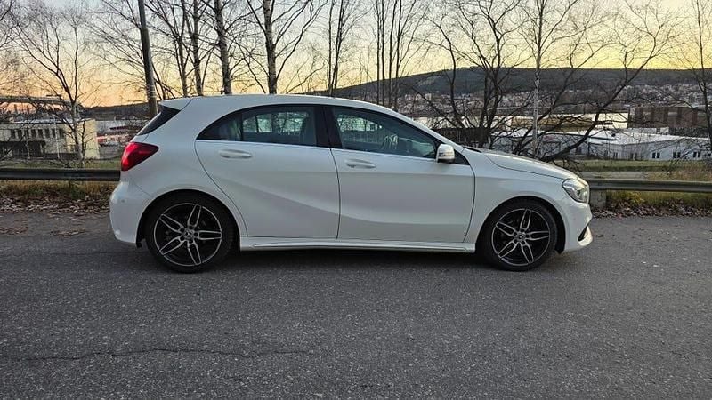 Begagnad Mercedes A180 Style 109 HK (80 kW) 2018