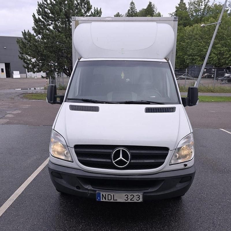 Vit Begagnad 2013 Mercedes Sprinter Van | 120 000 kr (Dyr) - Bild 1/4