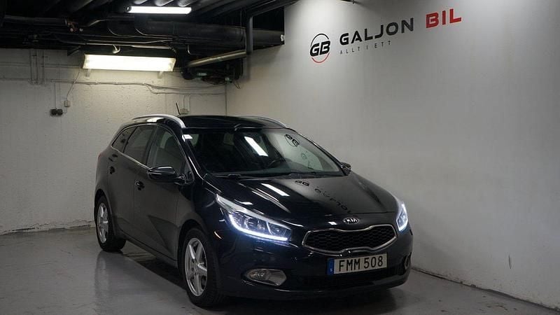 Svart Begagnad 2015 Kia Ceed Kombi | 99 000 kr (Marknadspris) - Bild 1/4