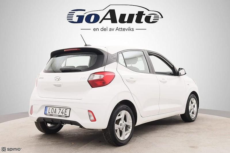 Begagnad Hyundai i10 Essential 68 HK (50 kW) 2022 Vit Halvkombi