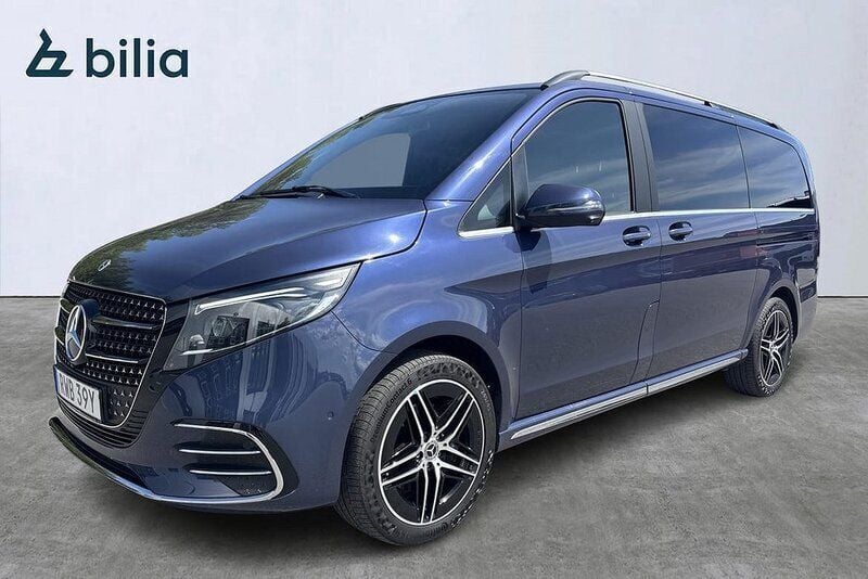 Blå Begagnad 2024 Mercedes V300 Avantgarde Minibuss | 923 750 kr - Bild 1/4